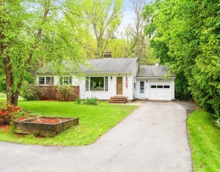 250 Belchertown Rd, Ware, Massachusetts, 2 Bedrooms Bedrooms, 5 Rooms Rooms,1 BathroomBathrooms,Residential,For Sale,Belchertown Rd,73379600