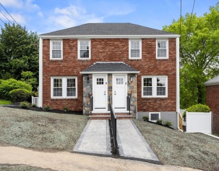9 Bishop Rd, Quincy, Massachusetts, 4 Bedrooms Bedrooms, 10 Rooms Rooms,2 BathroomsBathrooms,Residential Income,For Sale,Bishop Rd,73379647