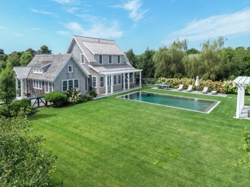 106 A Surfside Rd, Nantucket, Massachusetts, 7 Bedrooms Bedrooms, 12 Rooms Rooms,8 BathroomsBathrooms,Residential Lease,For Rent,Surfside Rd,73379743
