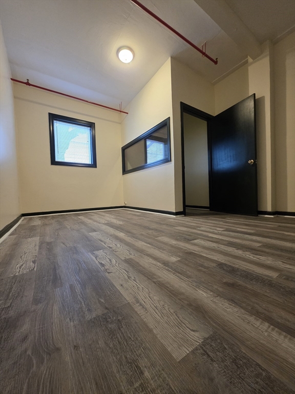 33 Dover St, Brockton, Massachusetts, ,Commercial Lease,For Rent,Dover St,73379745