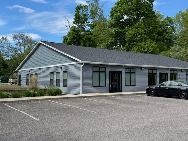 685 South, Wrentham, Massachusetts, ,Commercial Lease,For Rent,South,73378450