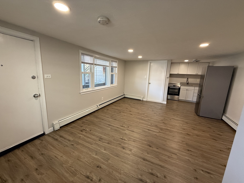 505 Talbot, Boston, Massachusetts, 3 Rooms Rooms,1 BathroomBathrooms,Residential Lease,For Rent,Talbot,73379989