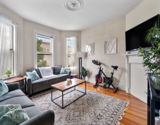 161 N Street, Boston, Massachusetts, 3 Bedrooms Bedrooms, 5 Rooms Rooms,1 BathroomBathrooms,Residential Lease,For Rent,N Street,73380318