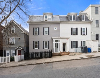 417 E 7th St, Boston, Massachusetts, 3 Bedrooms Bedrooms, 5 Rooms Rooms,2 BathroomsBathrooms,Residential Lease,For Rent,E 7th St,73380193