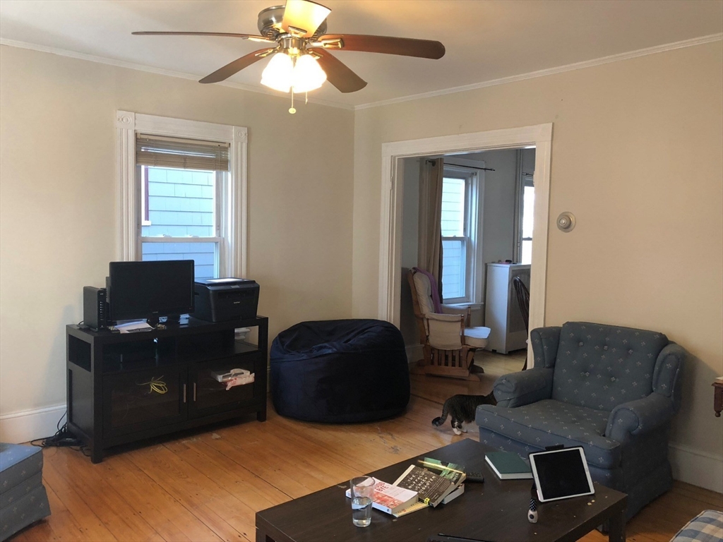 345 Savin Hill Avenue, Boston, Massachusetts, 4 Bedrooms Bedrooms, 8 Rooms Rooms,1 BathroomBathrooms,Residential Lease,For Rent,Savin Hill Avenue,73380356