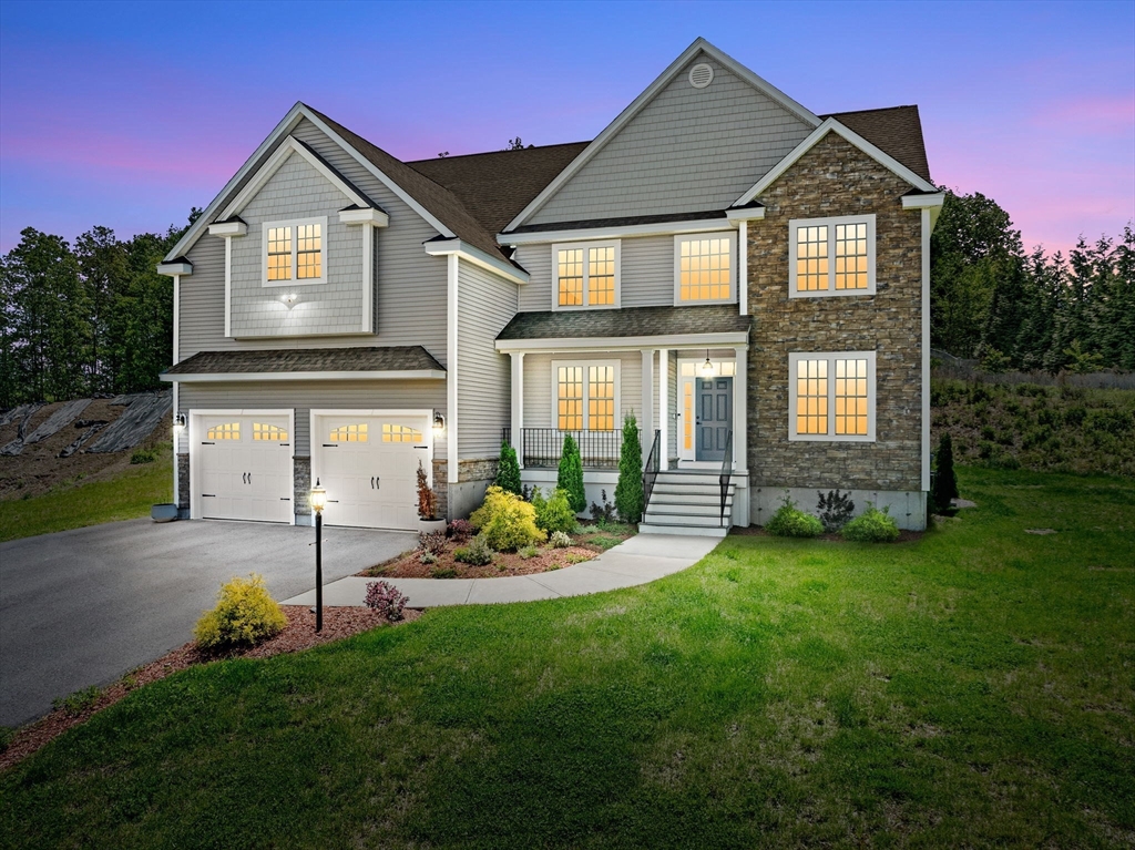 11 Chadwick Road, Hudson, Massachusetts, 5 Bedrooms Bedrooms, 9 Rooms Rooms,3 BathroomsBathrooms,Residential,For Sale,Chadwick Road,73380731