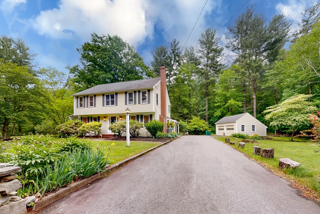79 Charter Rd, Acton, Massachusetts, 4 Bedrooms Bedrooms, 10 Rooms Rooms,2.5 BathroomsBathrooms,Residential,For Sale,Charter Rd,73380735