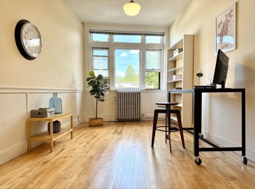 685 Centre St, Boston, Massachusetts, ,Commercial Lease,For Rent,Centre St,73380579