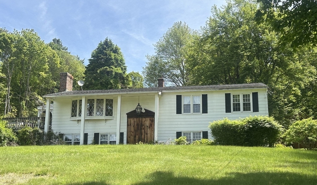 189 Scantic Rd., Hampden, Massachusetts, 3 Bedrooms Bedrooms, 6 Rooms Rooms,2 BathroomsBathrooms,Residential,For Sale,Scantic Rd.,73380775