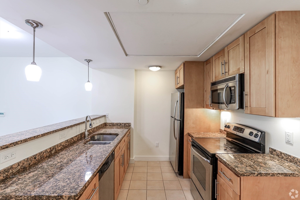 87 New, Cambridge, Massachusetts, 2 Bedrooms Bedrooms, 3 Rooms Rooms,1.5 BathroomsBathrooms,Residential Lease,For Rent,New,73380864