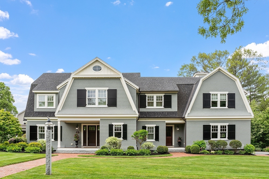 2 Eastman Road, Andover, Massachusetts, 4 Bedrooms Bedrooms, 11 Rooms Rooms,3.5 BathroomsBathrooms,Residential,For Sale,Eastman Road,73380885