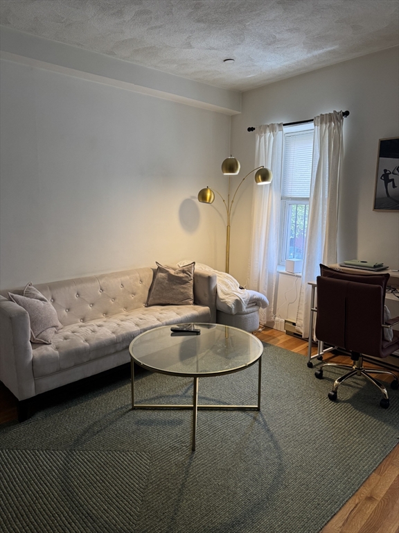 222 North Streer, Boston, Massachusetts, 1 Bedroom Bedrooms, 4 Rooms Rooms,1.5 BathroomsBathrooms,Residential Lease,For Rent,North Streer,73380922