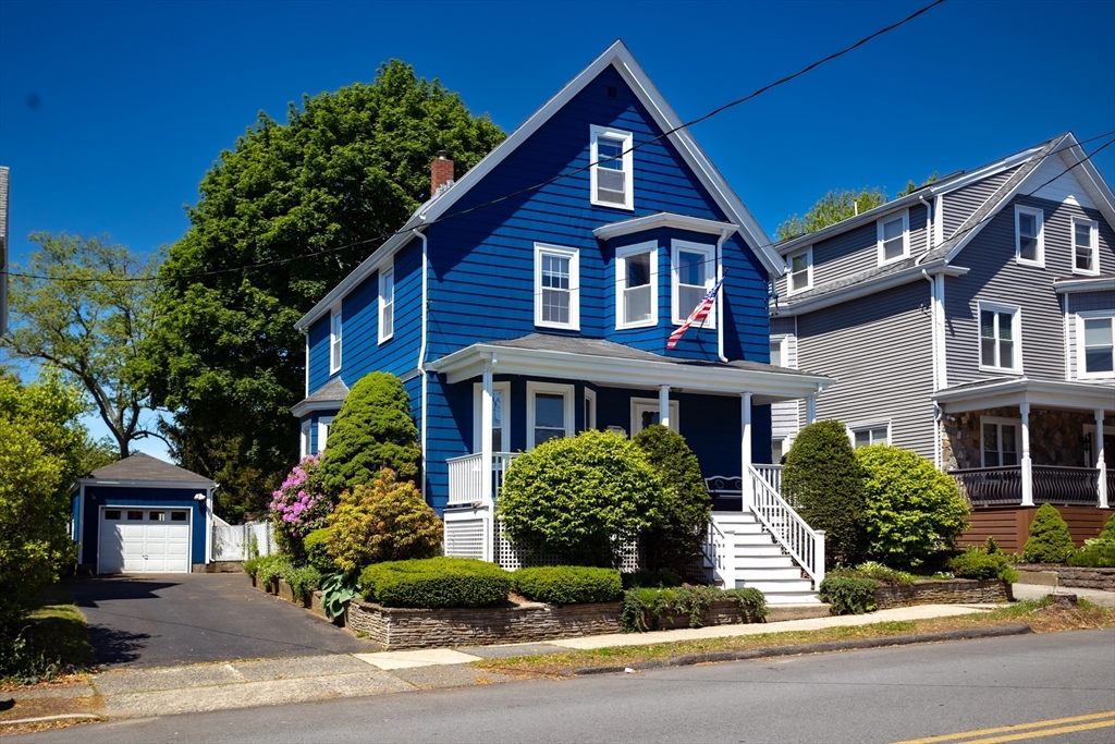 5 Clement Ave, Peabody, Massachusetts, 4 Bedrooms Bedrooms, 9 Rooms Rooms,2.5 BathroomsBathrooms,Residential,For Sale,Clement Ave,73380957