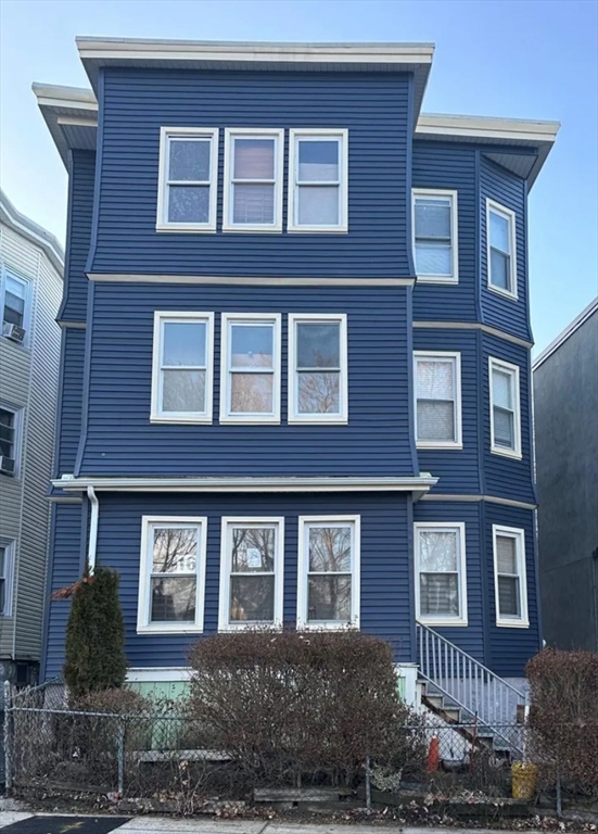 16 Fowler St, Boston, Massachusetts, 12 Bedrooms Bedrooms, 21 Rooms Rooms,4 BathroomsBathrooms,Residential Income,For Sale,Fowler St,73381002
