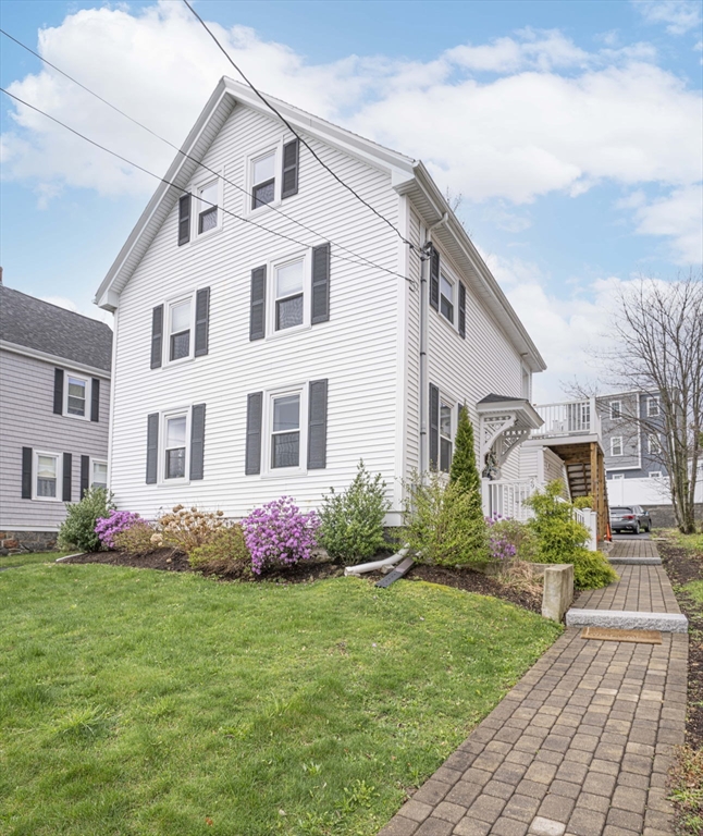 29 Houghton St, Boston, Massachusetts, 2 Bedrooms Bedrooms, 7 Rooms Rooms,2 BathroomsBathrooms,Residential Lease,For Rent,Houghton St,73381123
