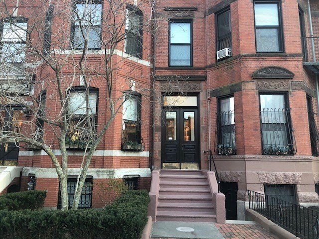 342 Commonwealth Ave, Boston, Massachusetts, 1 Bedroom Bedrooms, 2 Rooms Rooms,1 BathroomBathrooms,Residential,For Sale,Commonwealth Ave,73381489