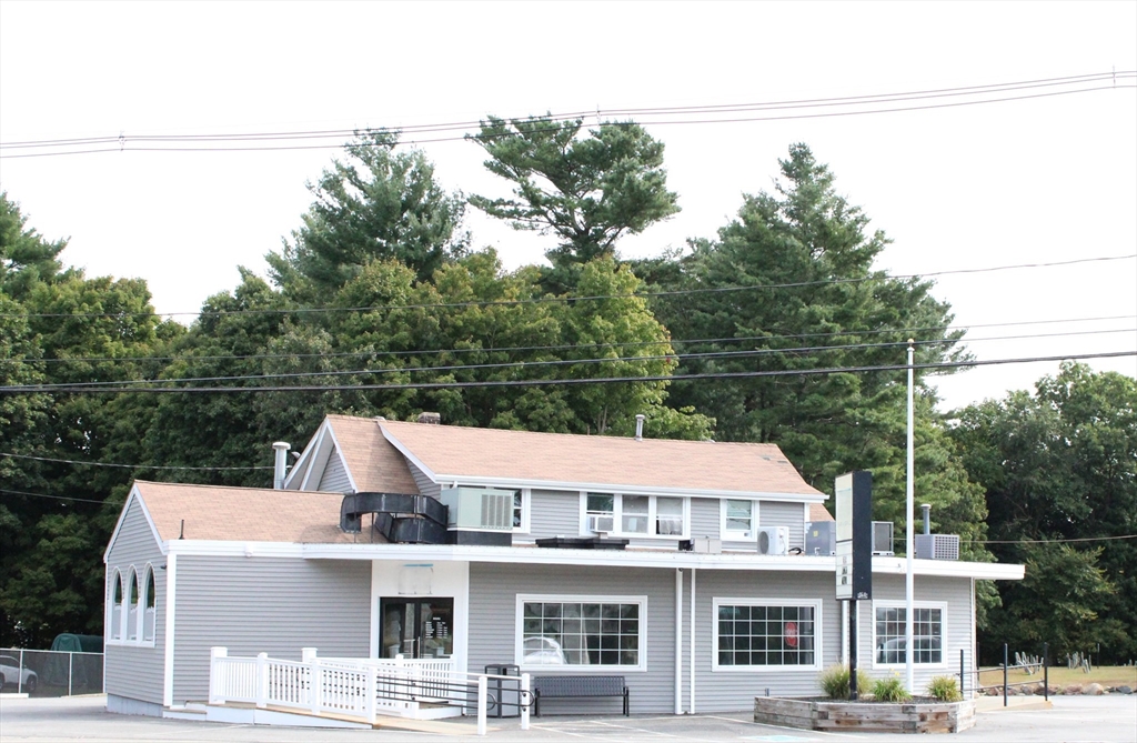 275 North Main Street, West Bridgewater, Massachusetts, ,Commercial Sale,For Sale,North Main Street,73381928