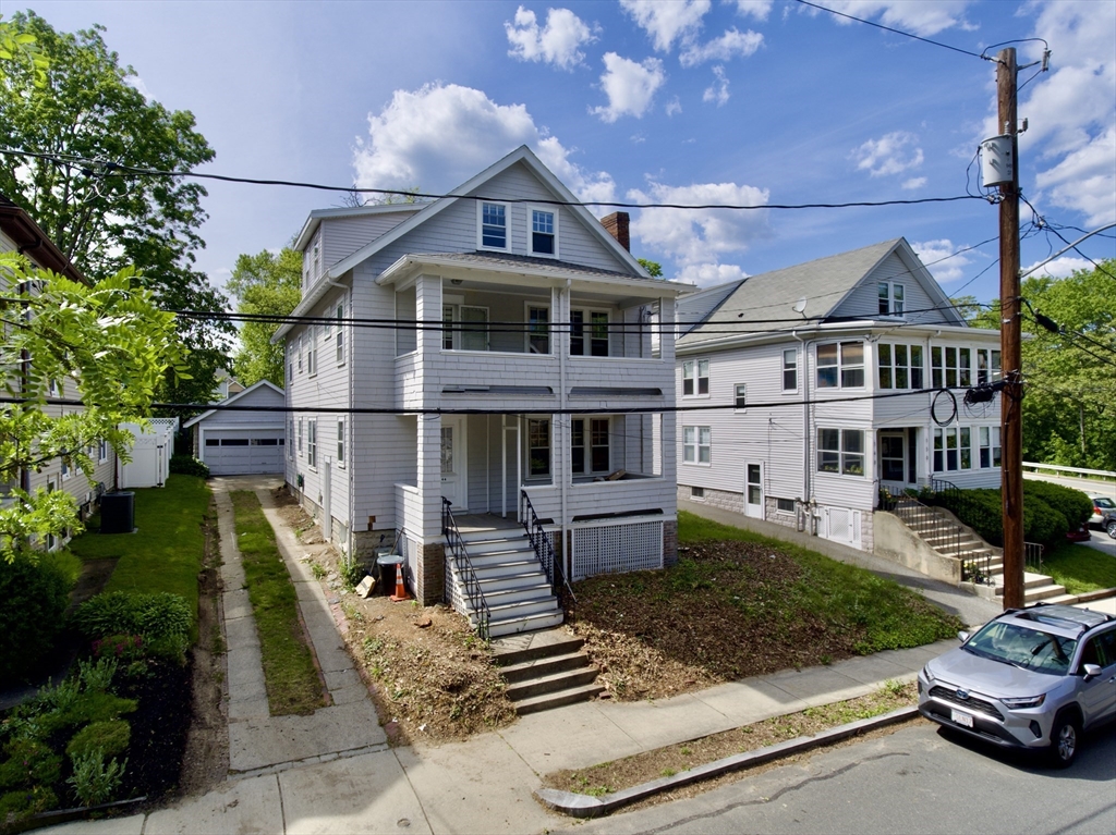 144 Webster St, Arlington, Massachusetts, 4 Bedrooms Bedrooms, 13 Rooms Rooms,2 BathroomsBathrooms,Residential Income,For Sale,Webster St,73382059