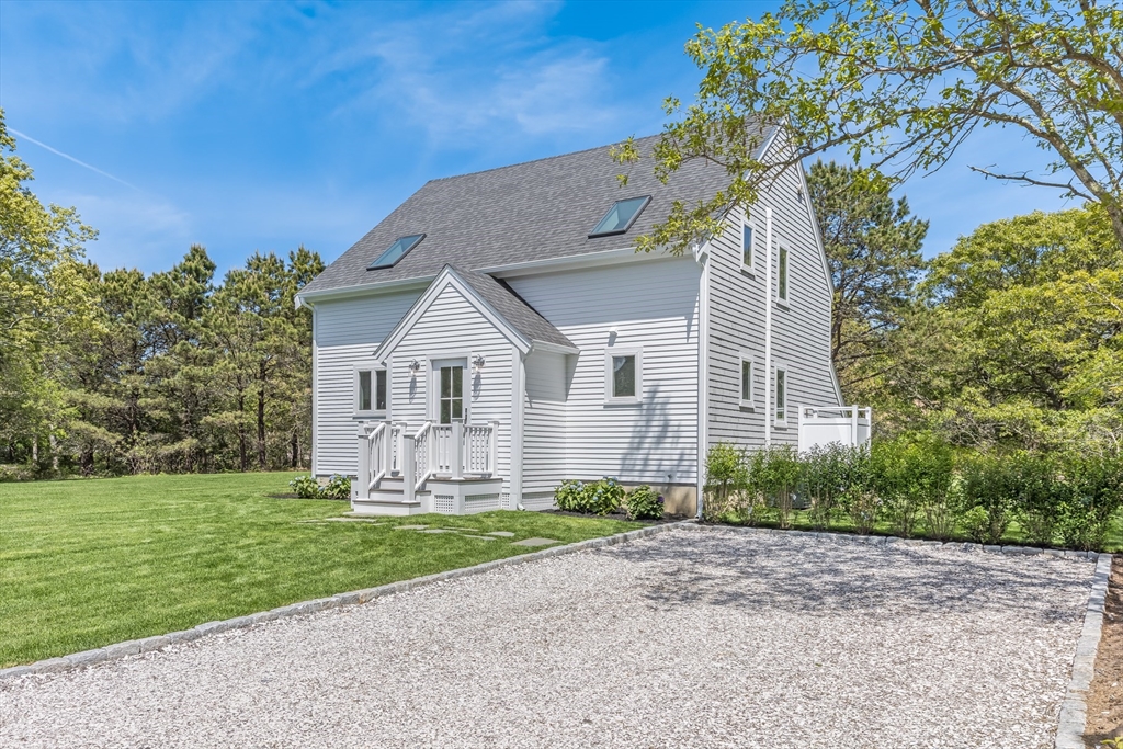 61 Dodgers Hole Road, Edgartown, Massachusetts, 3 Bedrooms Bedrooms, 8 Rooms Rooms,2 BathroomsBathrooms,Residential,For Sale,Dodgers Hole Road,73382313