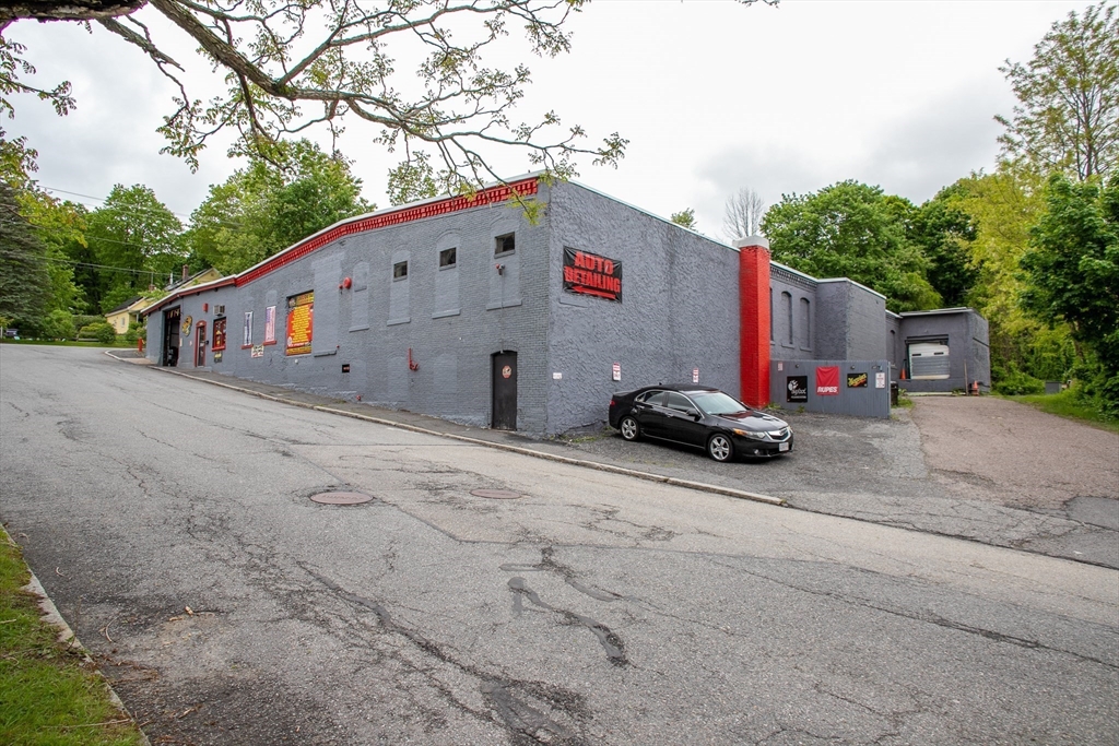 17 Simonds Rd, Fitchburg, Massachusetts, ,Commercial Sale,For Sale,Simonds Rd,73382542
