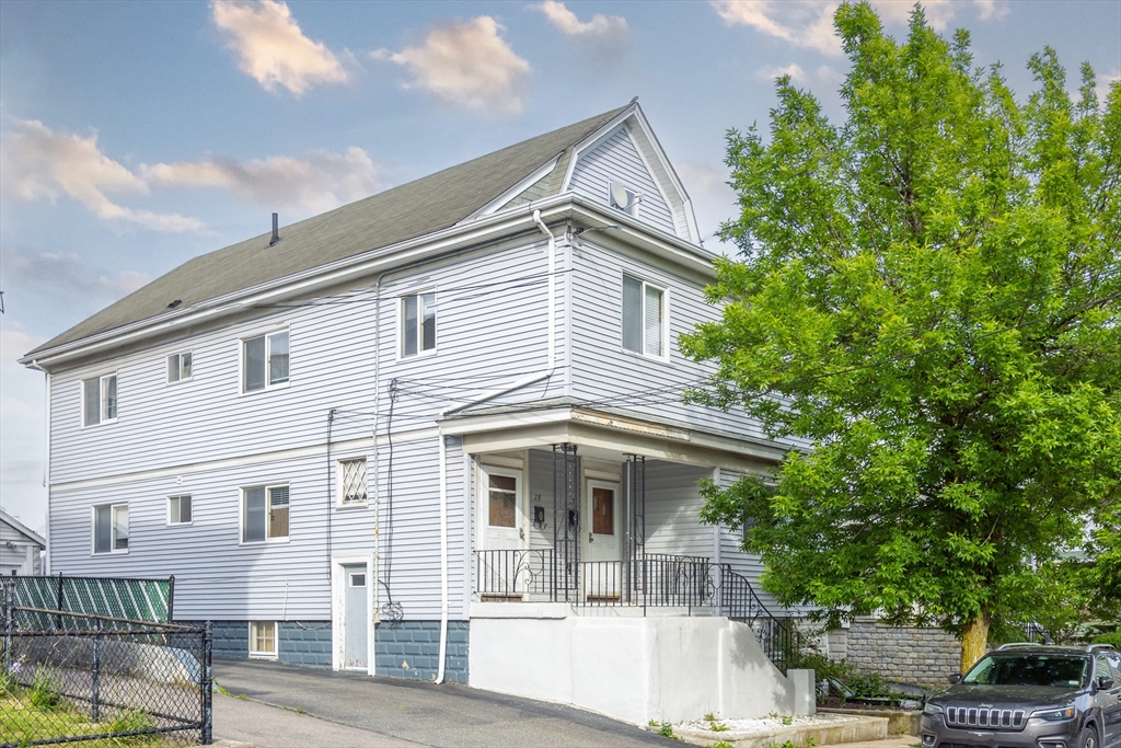 19 Puritan Rd, Somerville, Massachusetts, 4 Bedrooms Bedrooms, 7 Rooms Rooms,2 BathroomsBathrooms,Residential Lease,For Rent,Puritan Rd,73382664