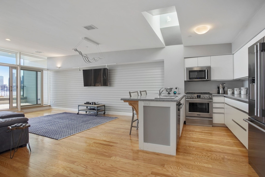 5 Brigham Street, Boston, Massachusetts, 2 Bedrooms Bedrooms, 4 Rooms Rooms,2 BathroomsBathrooms,Residential,For Sale,Brigham Street,73382839