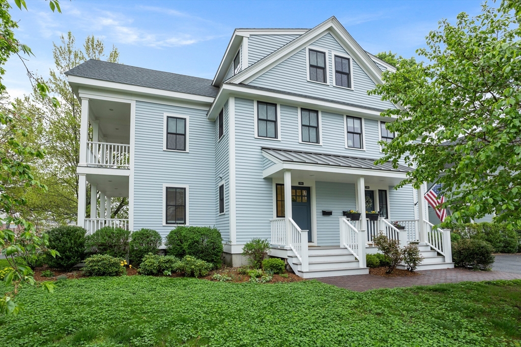 17A Laws Brook, Concord, Massachusetts, 3 Bedrooms Bedrooms, 8 Rooms Rooms,2.5 BathroomsBathrooms,Residential,For Sale,Laws Brook,73382717