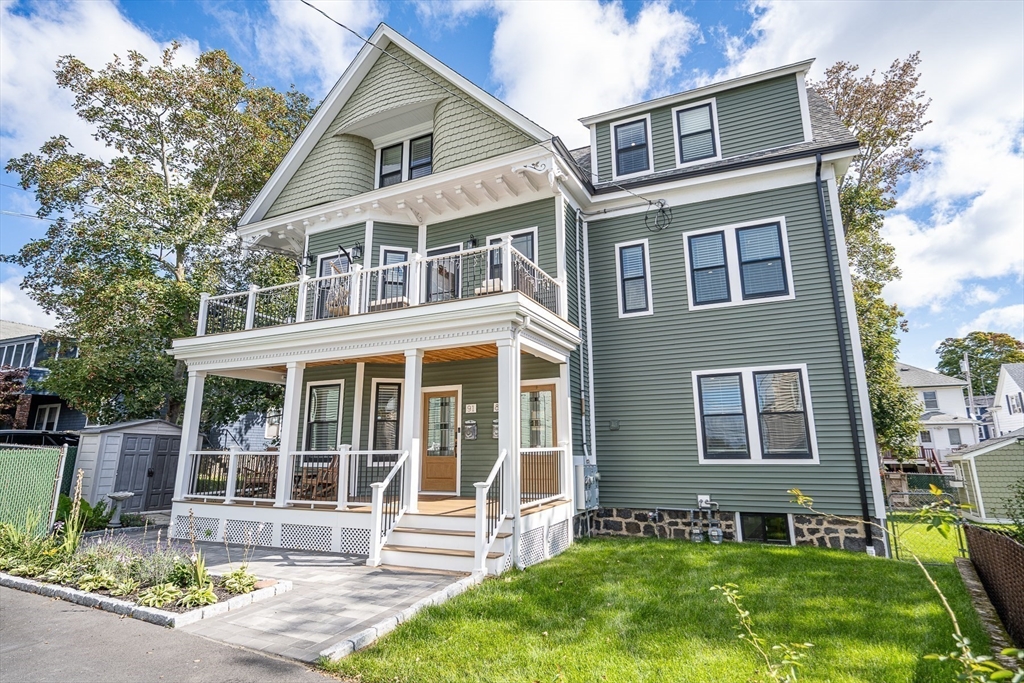 89 Hermon Street, Winthrop, Massachusetts, 3 Bedrooms Bedrooms, 6 Rooms Rooms,2 BathroomsBathrooms,Residential Lease,For Rent,Hermon Street,73382726