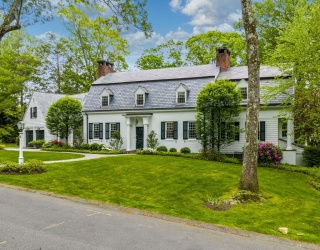 36 Old Farm Rd, Wellesley, Massachusetts, 5 Bedrooms Bedrooms, 15 Rooms Rooms,5.5 BathroomsBathrooms,Residential,For Sale,Old Farm Rd,73382873
