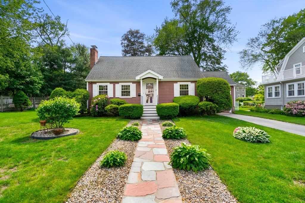 52 Harding Road, Lexington, Massachusetts, 4 Bedrooms Bedrooms, 9 Rooms Rooms,3 BathroomsBathrooms,Residential,For Sale,Harding Road,73382879