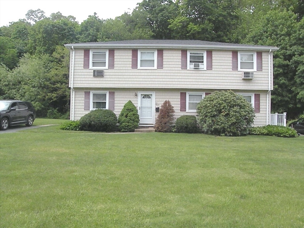 12-14 Concord Avenue, Canton, Massachusetts, 6 Bedrooms Bedrooms, 12 Rooms Rooms,3 BathroomsBathrooms,Residential Income,For Sale,Concord Avenue,73382955