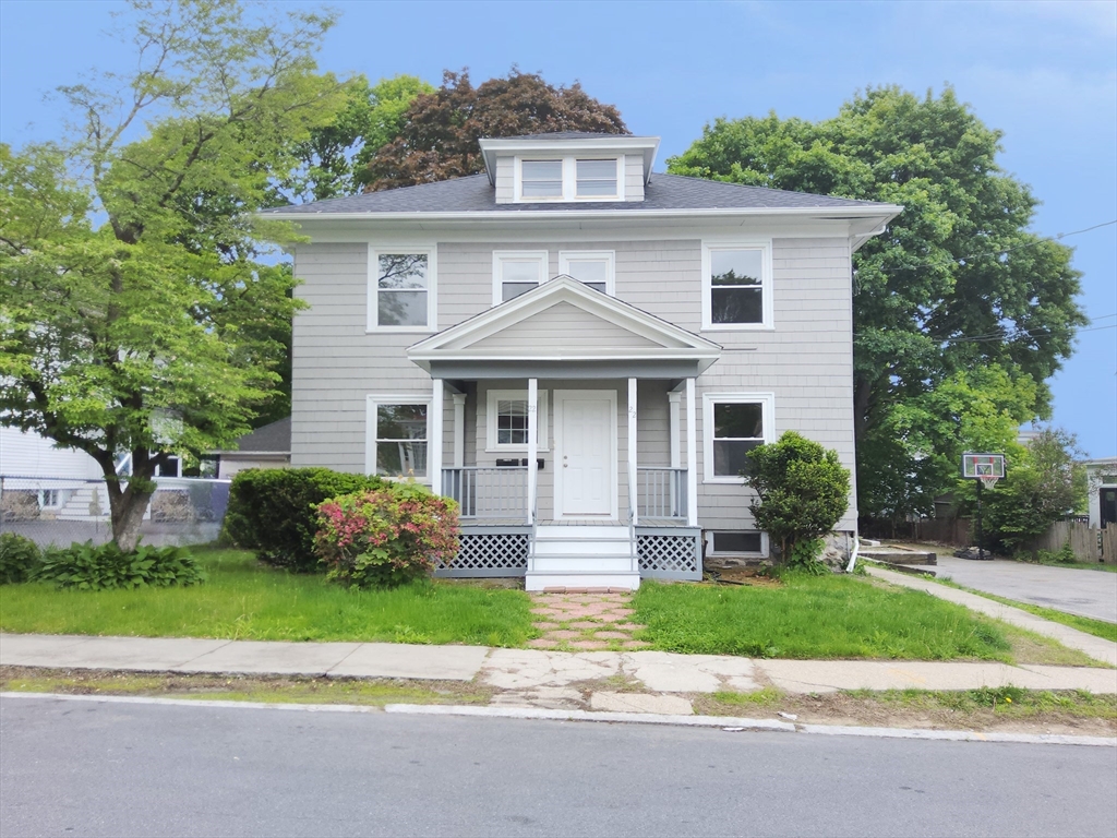 22 Ridge Road, Lawrence, Massachusetts, 7 Bedrooms Bedrooms, 14 Rooms Rooms,2 BathroomsBathrooms,Residential Income,For Sale,Ridge Road,73382974