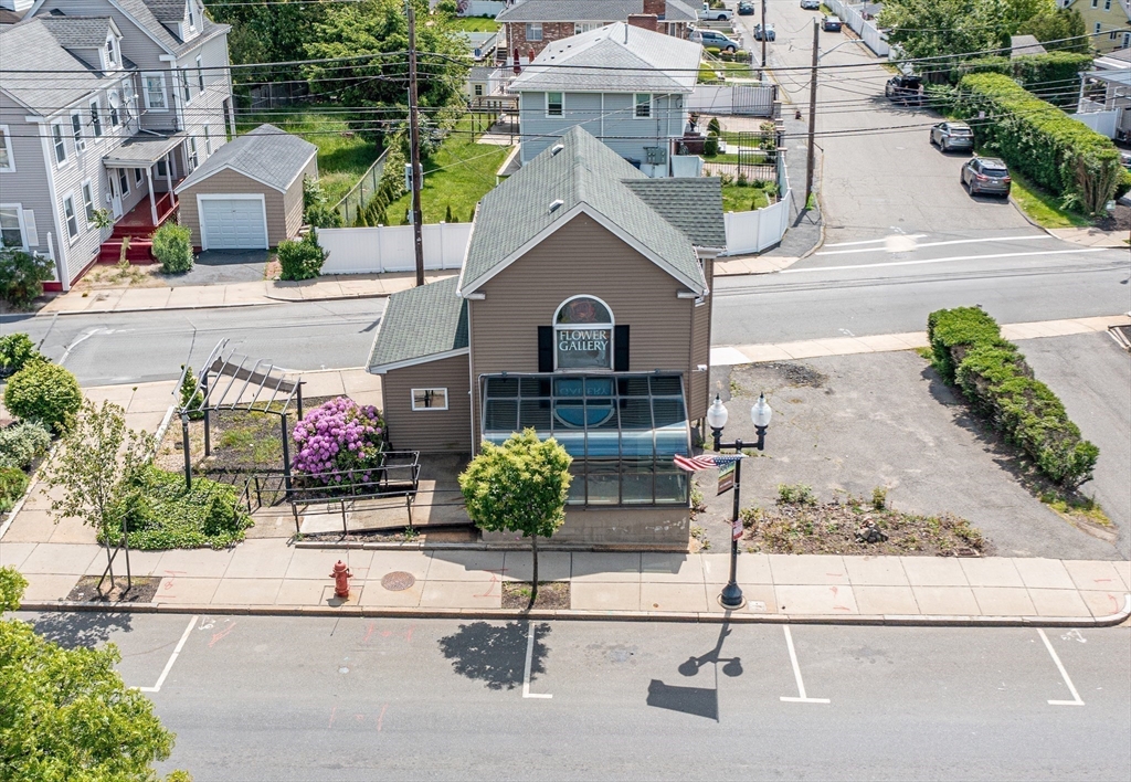 619 Broadway, Revere, Massachusetts, ,Commercial Sale,For Sale,Broadway,73383020