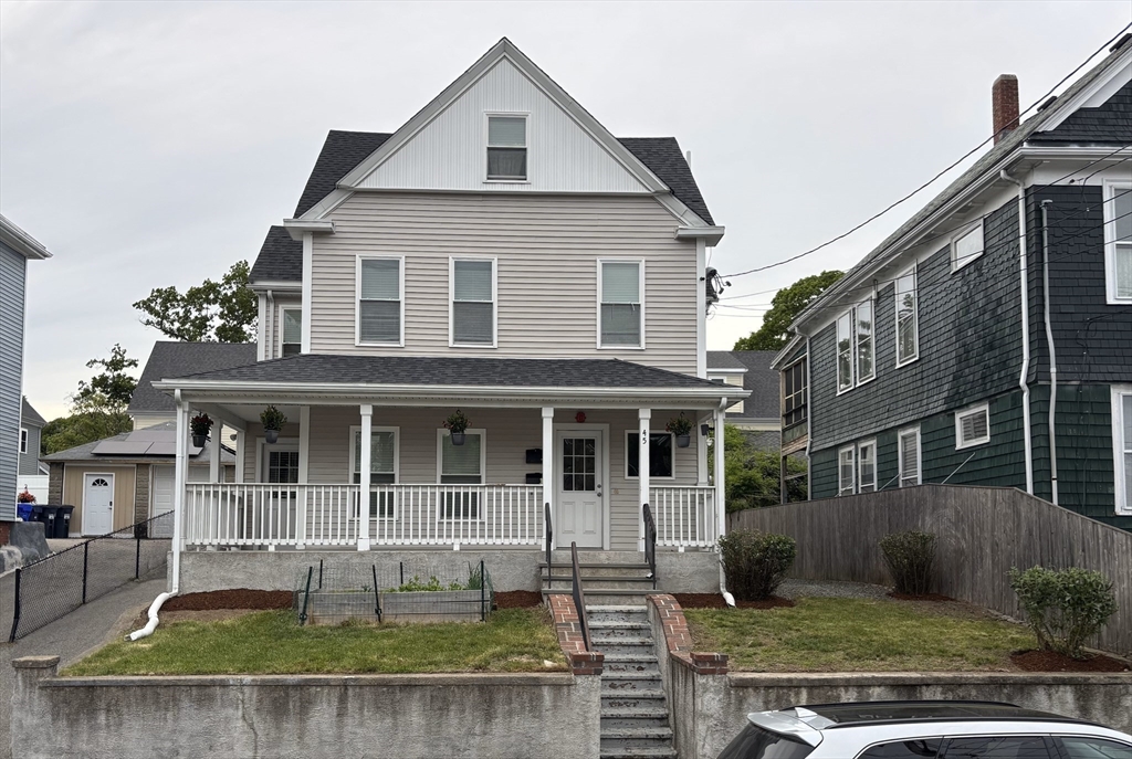 45 Catherine, Boston, Massachusetts, 3 Bedrooms Bedrooms, 5 Rooms Rooms,1 BathroomBathrooms,Residential Lease,For Rent,Catherine,73383149