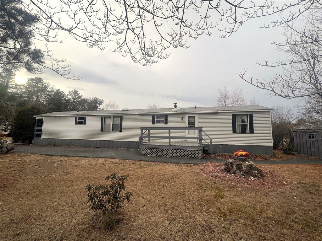 28 Washington Park, Carver, Massachusetts, 2 Bedrooms Bedrooms, 5 Rooms Rooms,1 BathroomBathrooms,Residential,For Sale,Washington Park,73383291