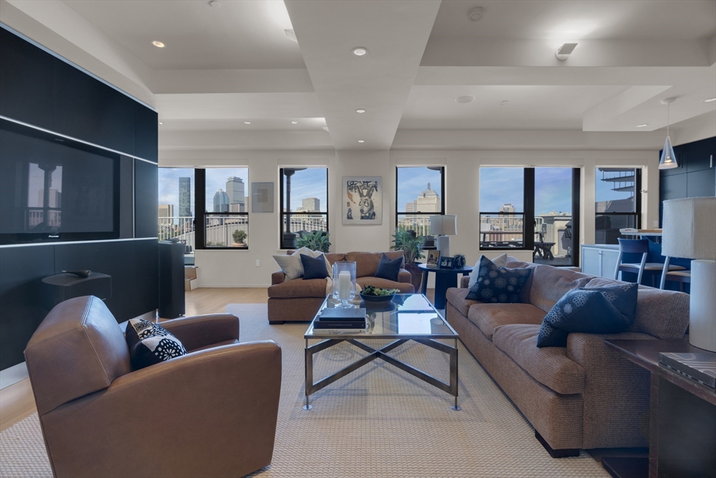 1166 Washington St, Boston, Massachusetts, 4 Bedrooms Bedrooms, 7 Rooms Rooms,3 BathroomsBathrooms,Residential,For Sale,Washington St,73383310