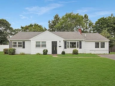 6 Dwight Ave, Natick, Massachusetts, 3 Bedrooms Bedrooms, 7 Rooms Rooms,2 BathroomsBathrooms,Residential Lease,For Rent,Dwight Ave,73383360