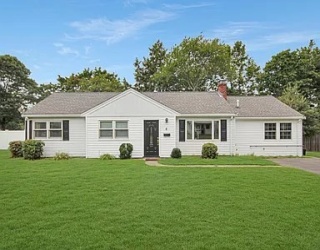 6 Dwight Ave, Natick, Massachusetts, 3 Bedrooms Bedrooms, 7 Rooms Rooms,2 BathroomsBathrooms,Residential Lease,For Rent,Dwight Ave,73383360