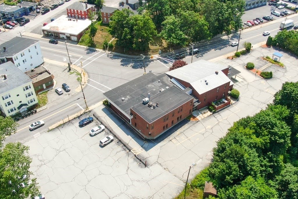 1 N Main St, Webster, Massachusetts, ,Commercial Lease,For Rent,N Main St,73383873