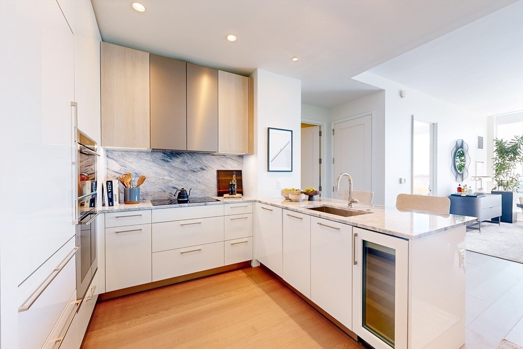 240 Devonshire Street, Boston, Massachusetts, 1 Bedroom Bedrooms, 3 Rooms Rooms,1 BathroomBathrooms,Residential,For Sale,Devonshire Street,73384058