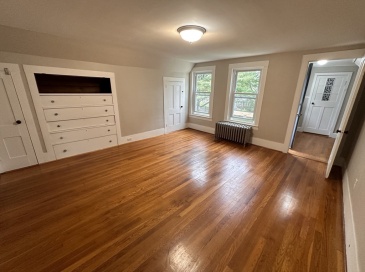 177 Pleasant St, Whitman, Massachusetts, 1 Bedroom Bedrooms, 4 Rooms Rooms,1 BathroomBathrooms,Residential Lease,For Rent,Pleasant St,73384242 177 Pleasant St, Whitman, Massachusetts, 1 Bedroom Bedrooms, 4 Rooms Rooms,1 BathroomBathrooms,Residential Lease,For Rent,Pleasant St,73384242