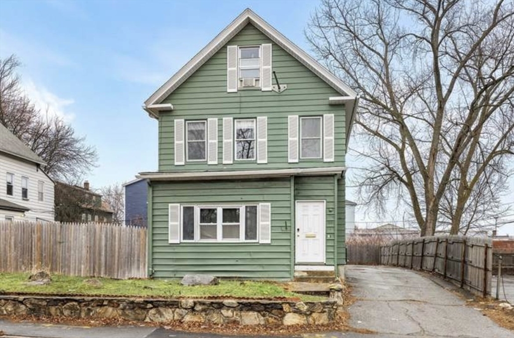 629 Cambridge Street, Worcester, Massachusetts, 7 Bedrooms Bedrooms, 13 Rooms Rooms,3 BathroomsBathrooms,Residential Income,For Sale,Cambridge Street,73384298