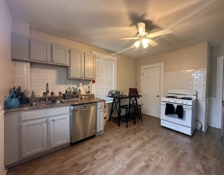 144 North St., Salem, Massachusetts, 3 Bedrooms Bedrooms, 7 Rooms Rooms,1 BathroomBathrooms,Residential Lease,For Rent,North St.,73384453