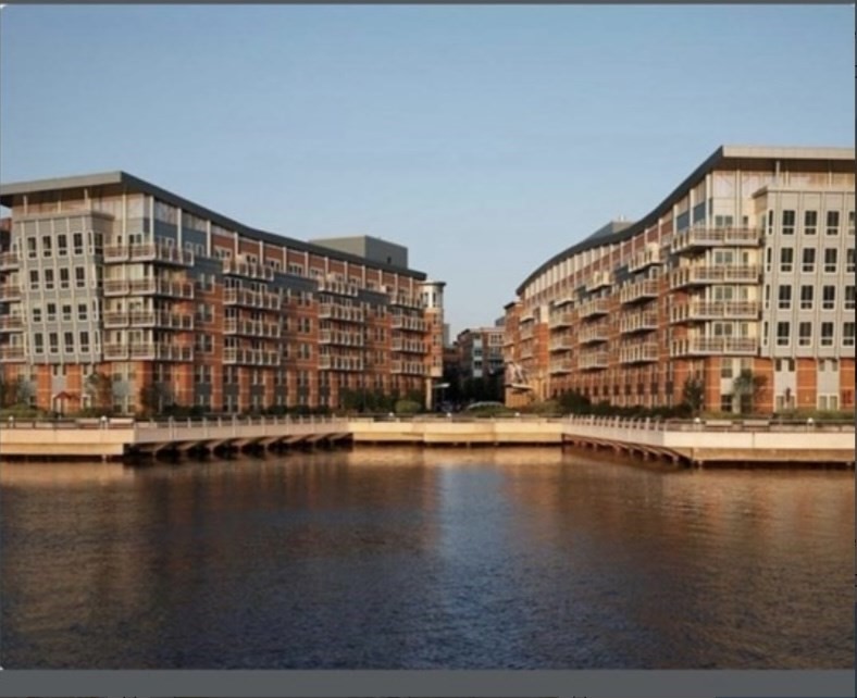 2 Battery Wharf, Boston, Massachusetts, 2 Bedrooms Bedrooms, 5 Rooms Rooms,2.5 BathroomsBathrooms,Residential Lease,For Rent,Battery Wharf,73385093
