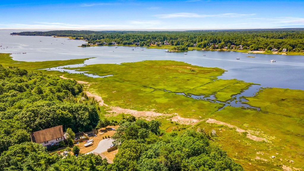 0 Cromesett Rd (Off), Wareham, Massachusetts, ,Land,For Sale,Cromesett Rd (Off),73385395