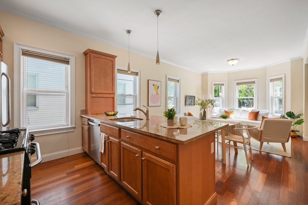 297 Cardinal Medeiros Ave, Cambridge, Massachusetts, 2 Bedrooms Bedrooms, 5 Rooms Rooms,1.5 BathroomsBathrooms,Residential,For Sale,Cardinal Medeiros Ave,73385493