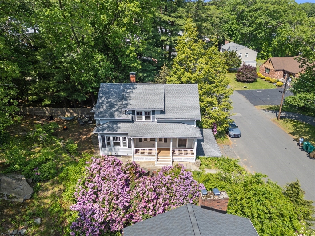 18 Anchor Rd, Lynn, Massachusetts, 3 Bedrooms Bedrooms, 7 Rooms Rooms,1.5 BathroomsBathrooms,Residential,For Sale,Anchor Rd,73385629