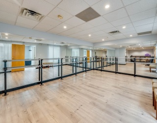 1 Elm Square, Andover, Massachusetts, ,Commercial Lease,For Rent,Elm Square,73385643