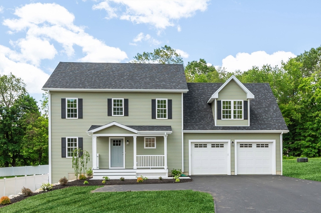 233 West Mountain Street, Worcester, Massachusetts, 4 Bedrooms Bedrooms, 8 Rooms Rooms,2.5 BathroomsBathrooms,Residential,For Sale,West Mountain Street,73385659