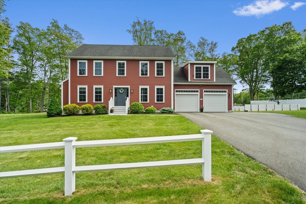 51 Saint Marys Dr, Holden, Massachusetts, 3 Bedrooms Bedrooms, 7 Rooms Rooms,2.5 BathroomsBathrooms,Residential,For Sale,Saint Marys Dr,73385551